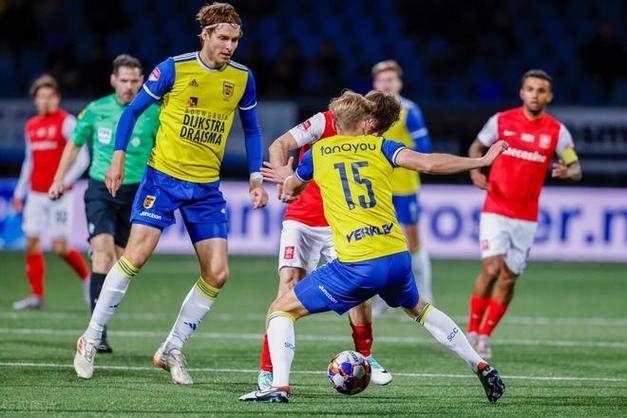 荷兰客场擒波斯尼亚，保持不败势头